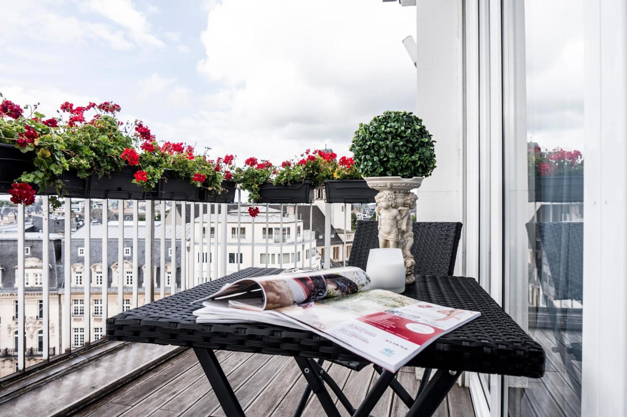 The Queen Luxury - Fiorita Apartamento