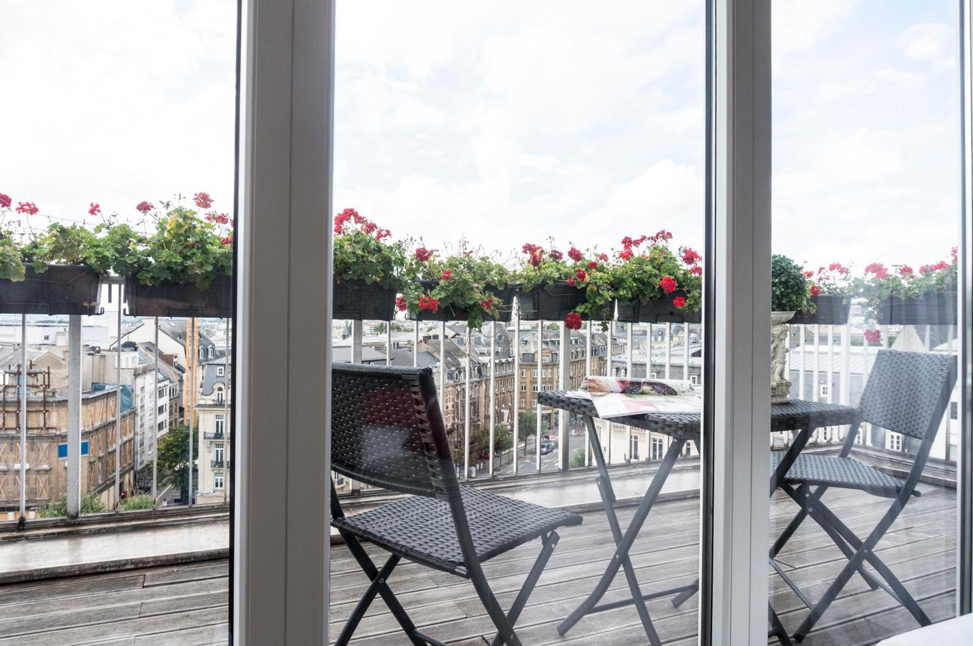 The Queen Luxury - Fiorita Apartamento *